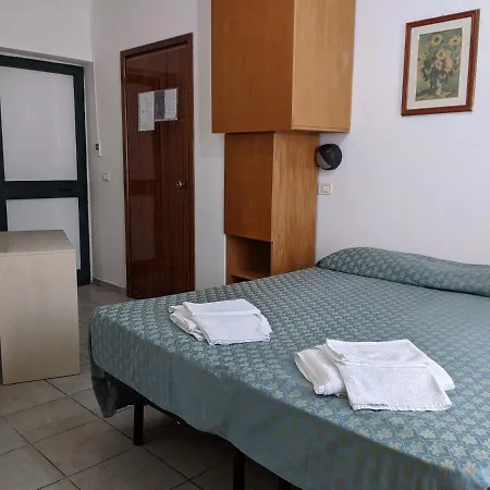 Casa Del Turista Hotel 2*