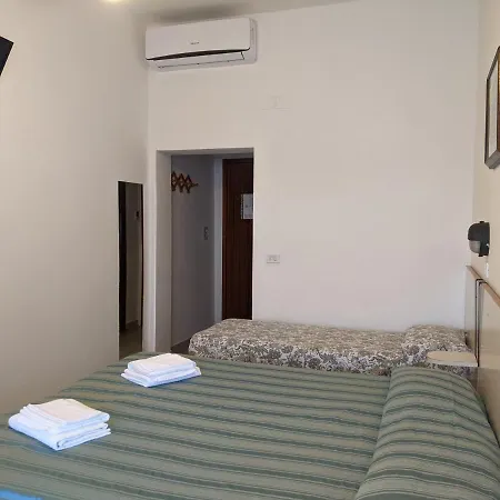 Hotel Casa Del Turista